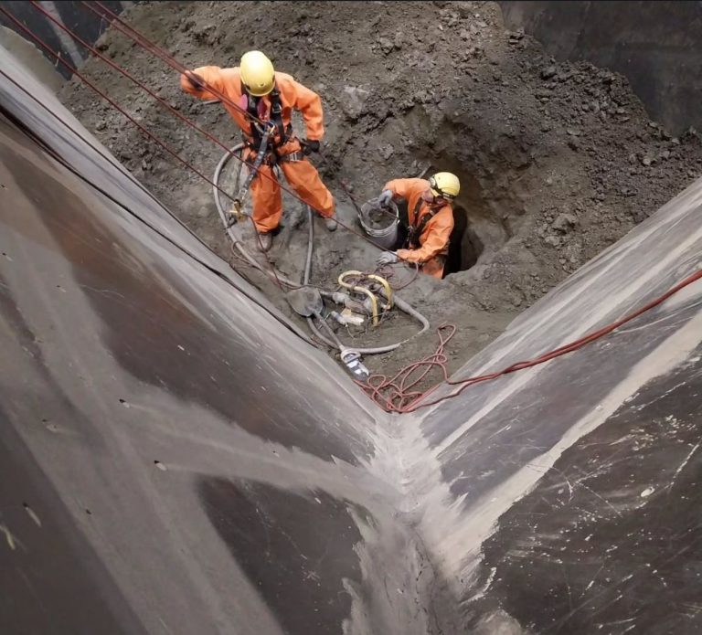 Destape de Tolvas , Puerto Mejillones